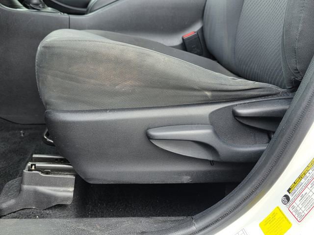 Used 2019 Toyota Highlander LE FWD image 13