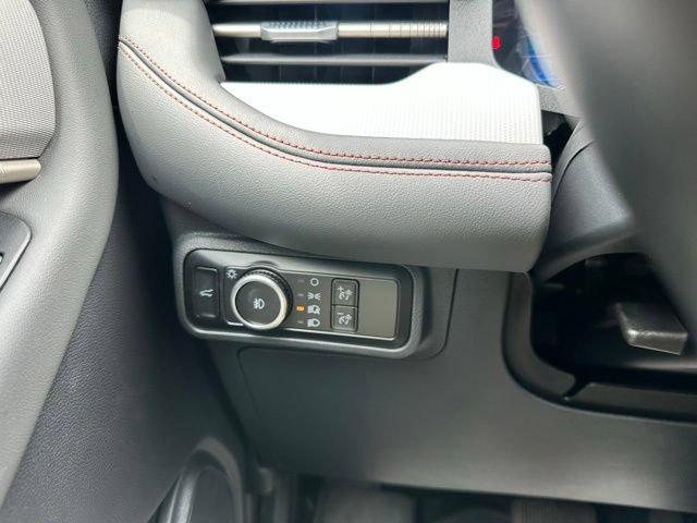 Certified 2025 Ford Explorer Active w/ Active Comfort Package AWD/4WD image 50