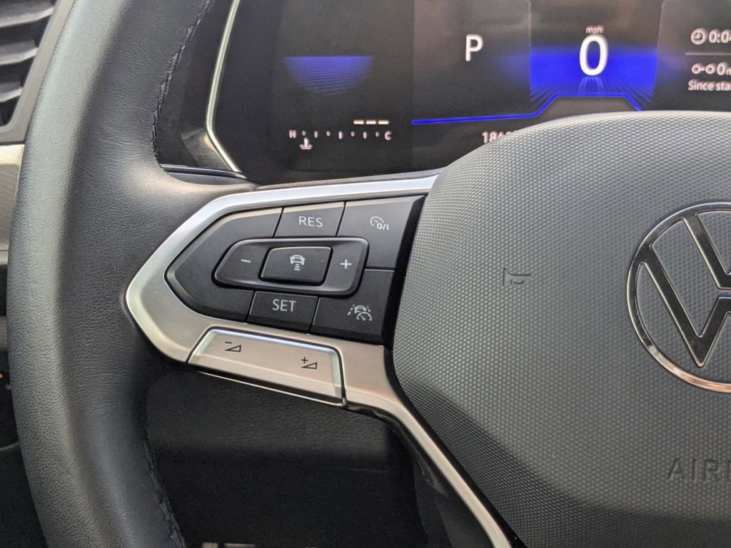 Used 2024 Volkswagen Jetta Sport image 24