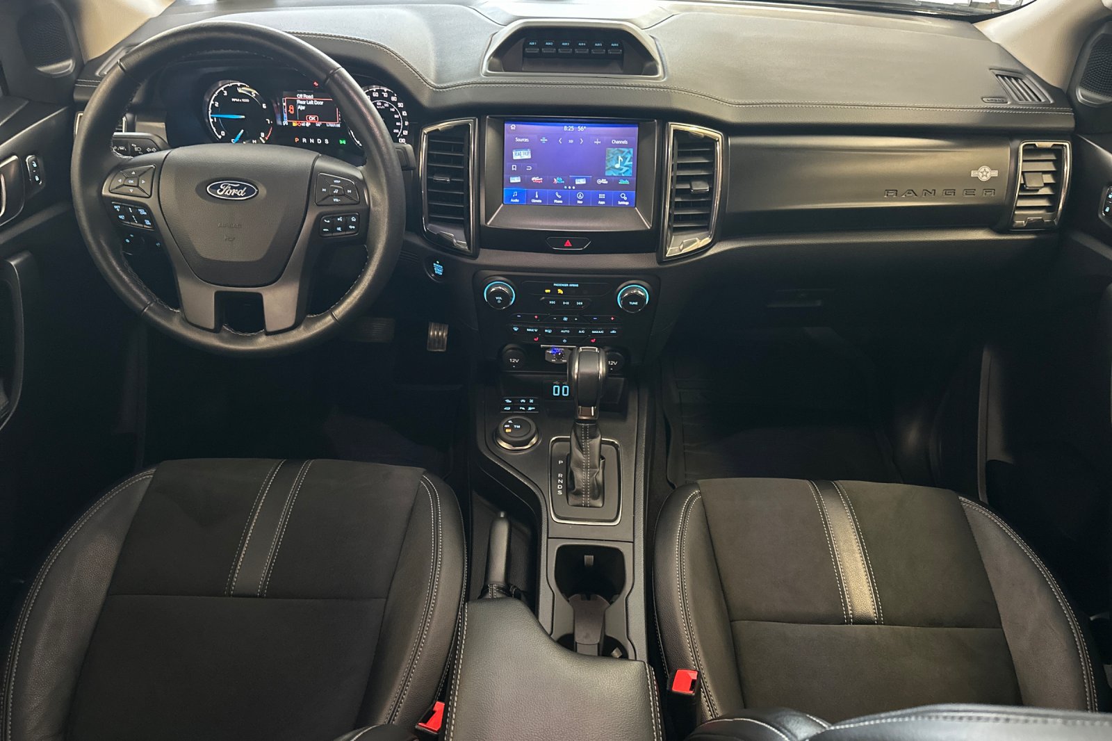 Certified 2023 Ford Ranger Lariat w/ Tremor Off-Road Package AWD/4WD image 13