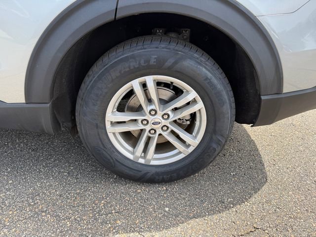 Certified 2022 Ford Explorer XLT w/ Equipment Group 202A AWD/4WD image 21