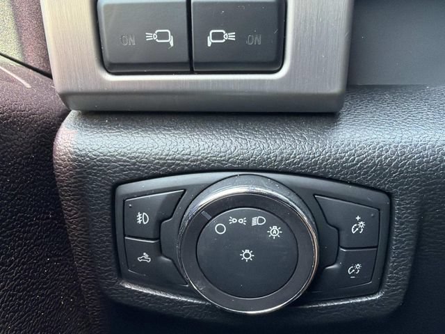 Certified 2019 Ford F150 Platinum w/ Equipment Group 701A Luxury AWD/4WD image 27