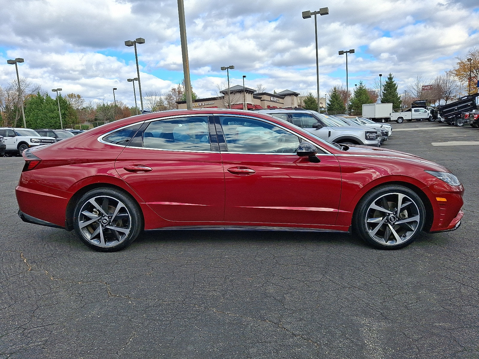 Used 2023 Hyundai Sonata SEL Plus image 5
