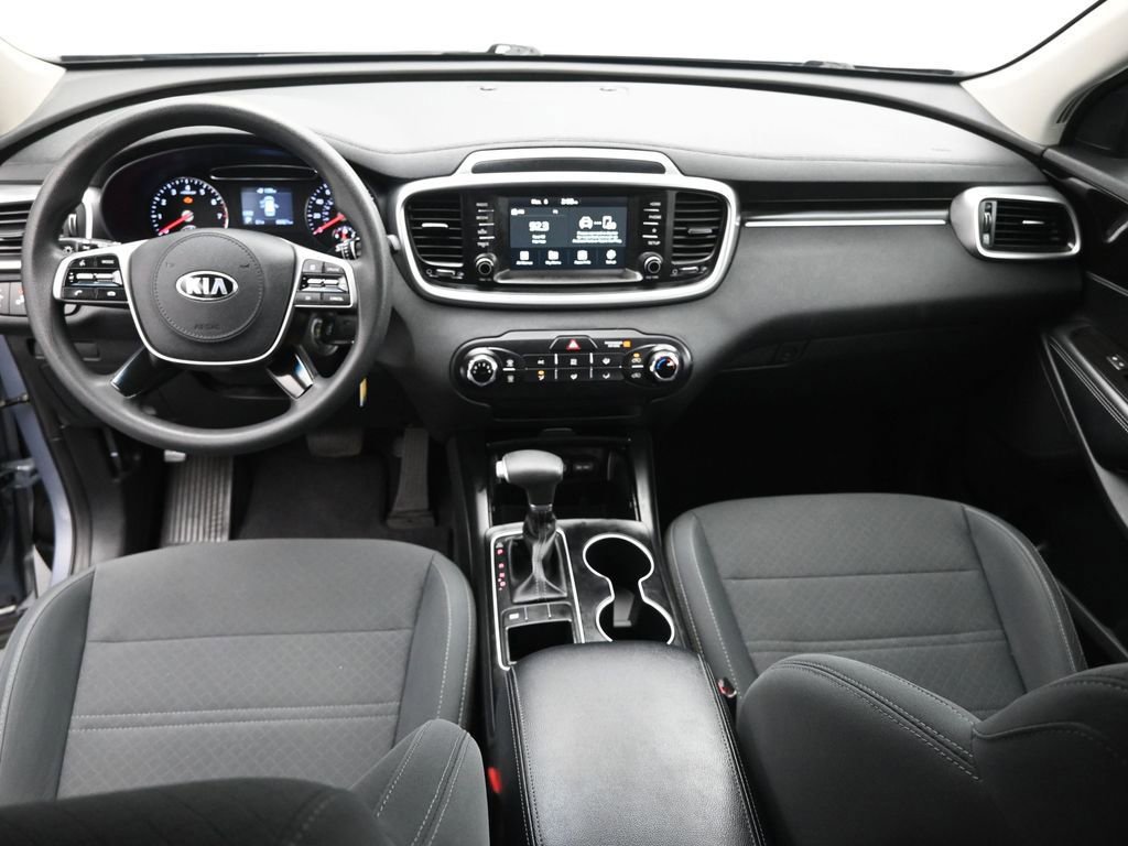 Used 2020 Kia Sorento LX image 47