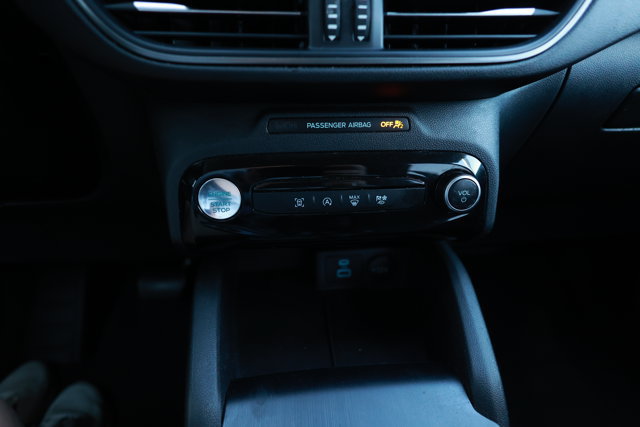 Certified 2023 Ford Escape Active w/ Tech Pack #1 AWD/4WD image 17