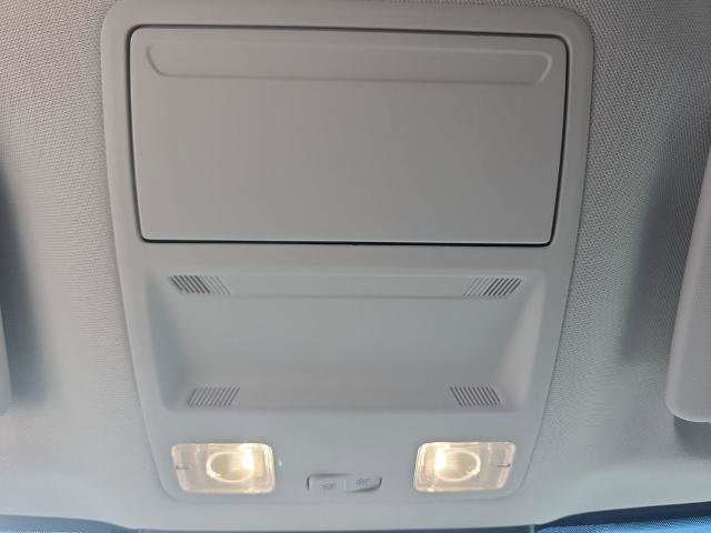 Certified 2025 Ford Maverick Lariat w/ Black Appearance Package image 40