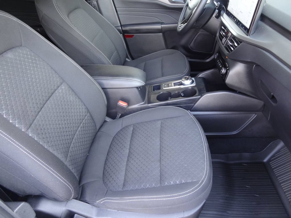 Certified 2023 Ford Escape Active w/ Tech Pack #1 AWD/4WD image 13