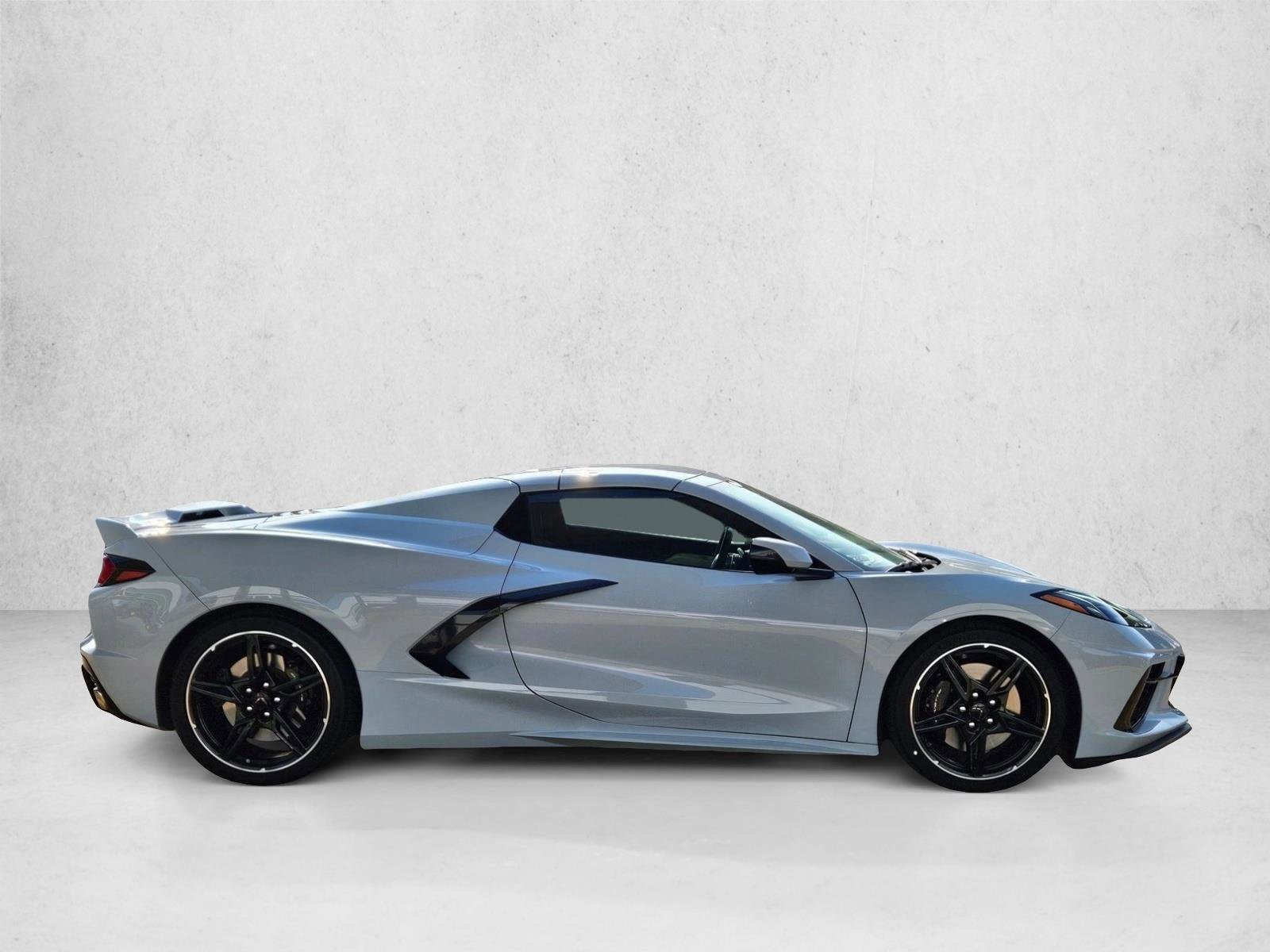 Used 2023 Chevrolet Corvette Stingray Preferred Conv w/ Z51 Performance Package RWD image 4