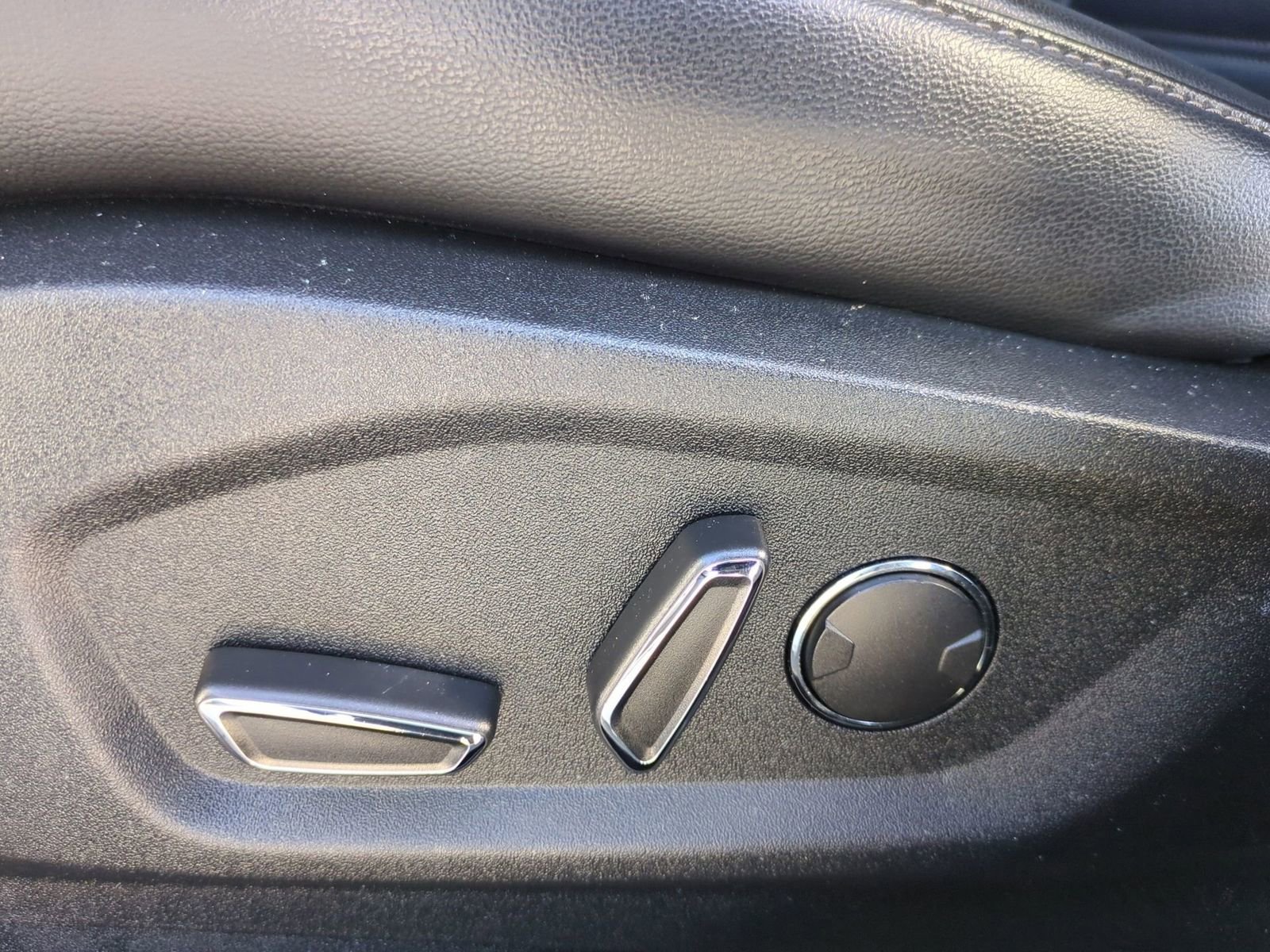 Certified 2019 Ford Edge SEL w/ Equipment Group 201A image 22