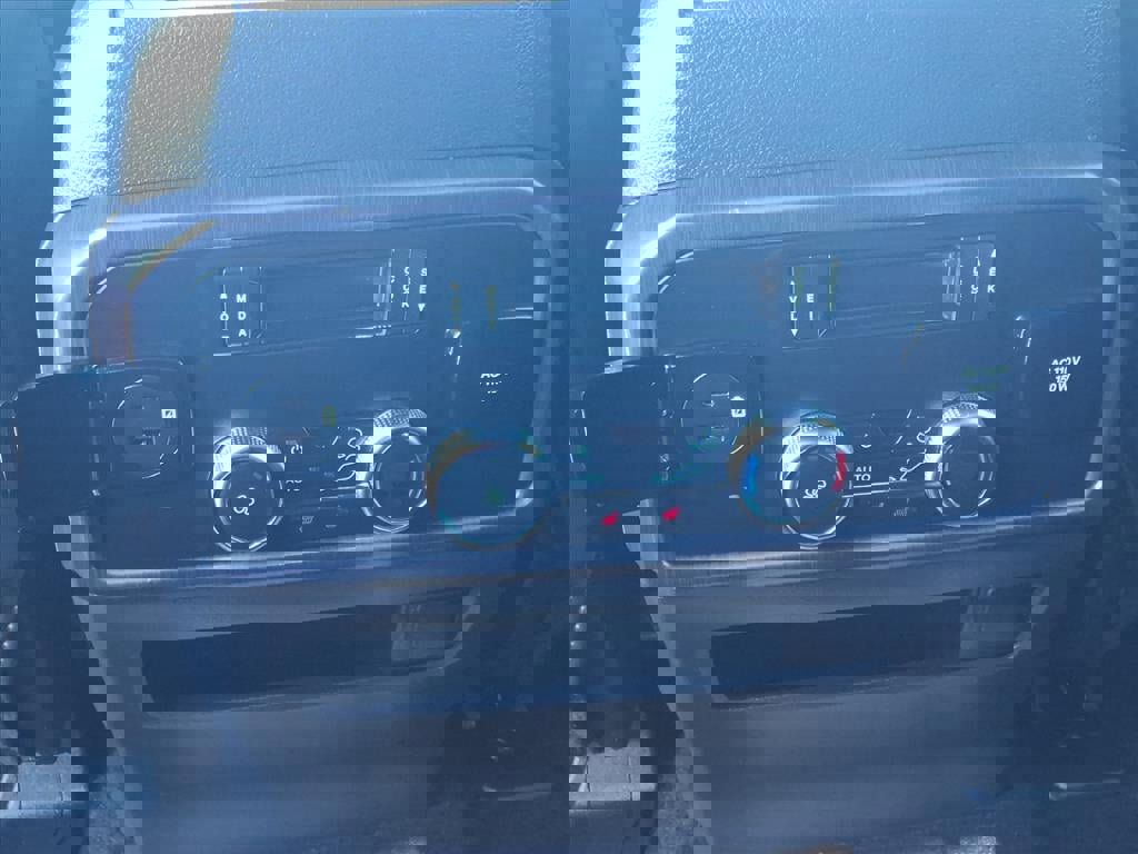 Certified 2023 Ford Expedition Platinum image 19