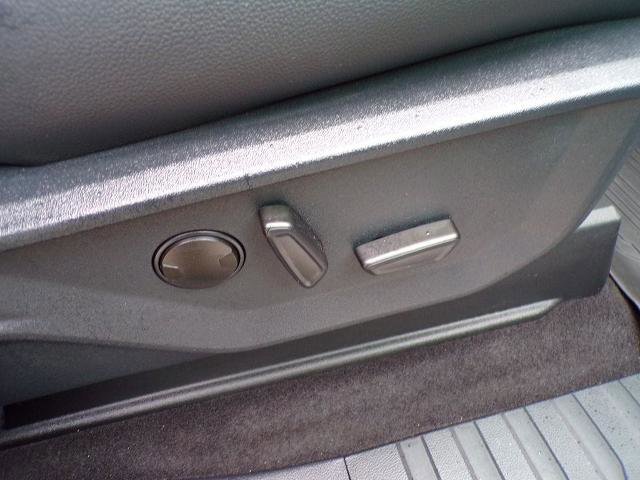 Certified 2025 Ford F150 XLT w/ Equipment Group 303A High image 11