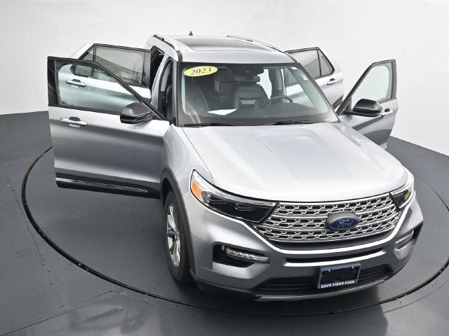 Certified 2023 Ford Explorer Limited w/ Limited Technology Package AWD/4WD image 44