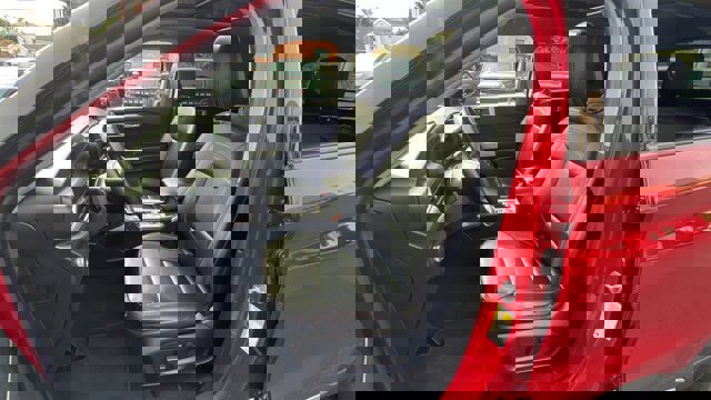 Certified 2022 Ford Explorer XLT w/ Equipment Group 202A image 22