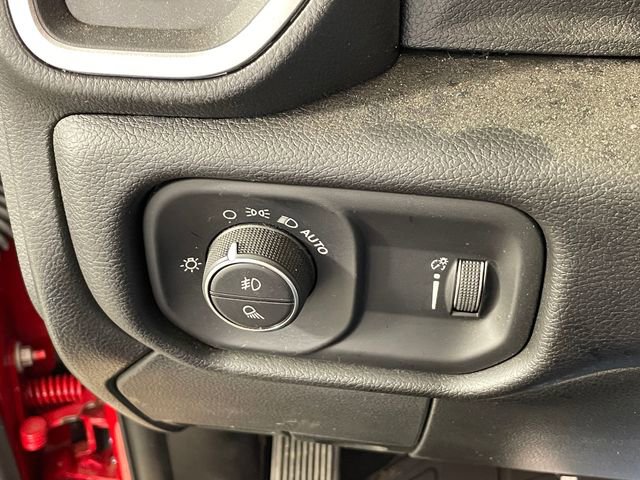 Used 2024 RAM 2500 Big Horn w/ Level 2 Equipment Group AWD/4WD image 11