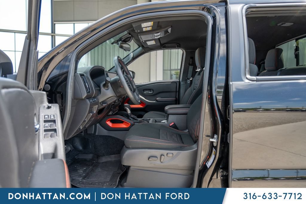 Used 2025 Nissan Frontier PRO-4X AWD/4WD image 5