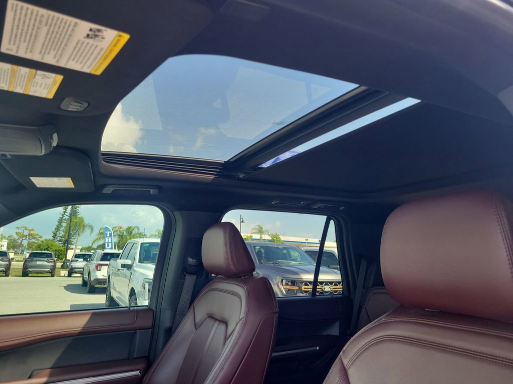 Certified 2024 Ford Expedition Limited RWD image 21
