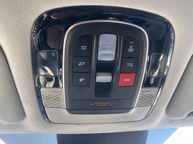 Used 2023 Hyundai Palisade Calligraphy image 31