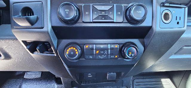 Certified 2022 Ford F600 2WD Regular Cab Super Duty w/ Power Equipment Group image 11