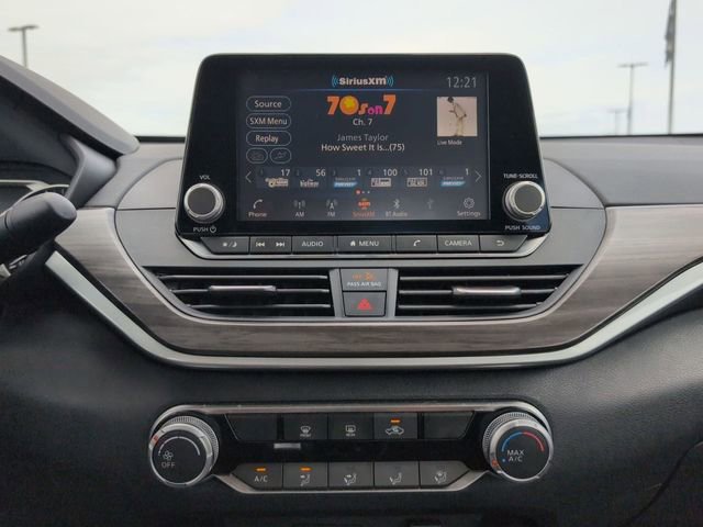 Used 2025 Nissan Altima 2.5 SV FWD image 26