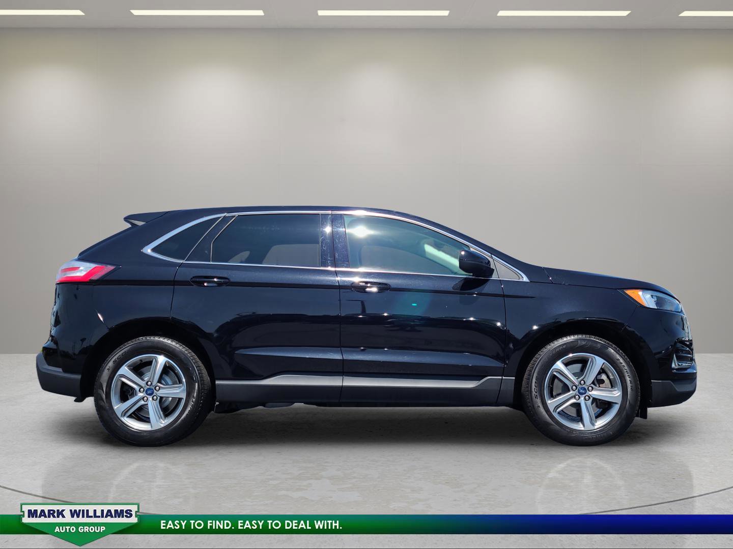 Certified 2022 Ford Edge SEL w/ Convenience Package AWD/4WD image 2