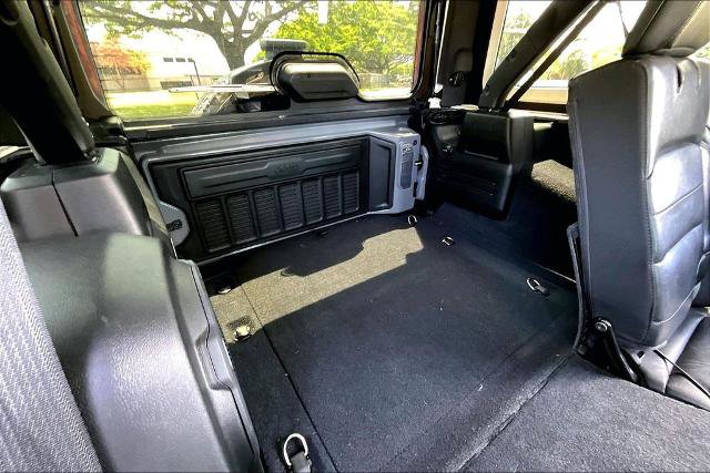 Used 2022 Jeep Wrangler Unlimited Sahara AWD/4WD image 30