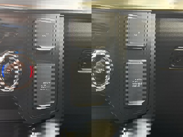 Certified 2023 Ford F150 Lariat w/ Equipment Group 502A High image 28