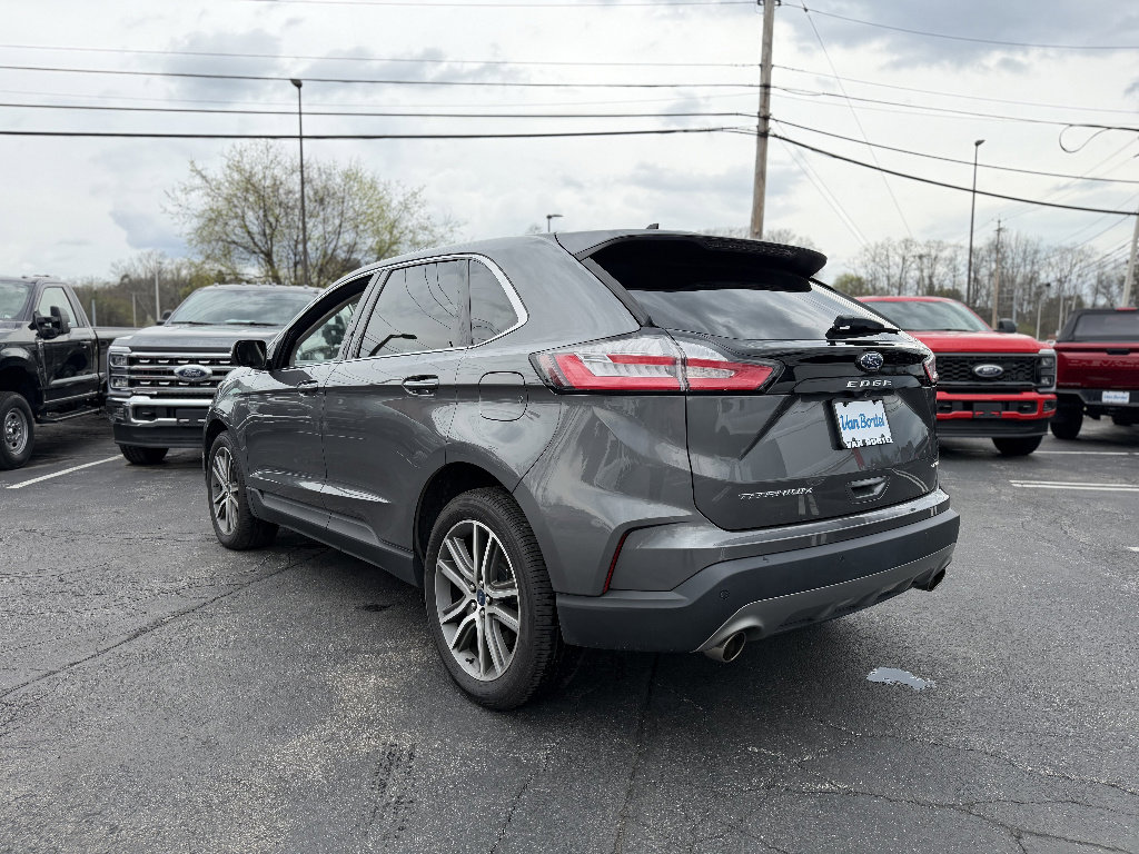 Certified 2022 Ford Edge Titanium AWD/4WD image 4