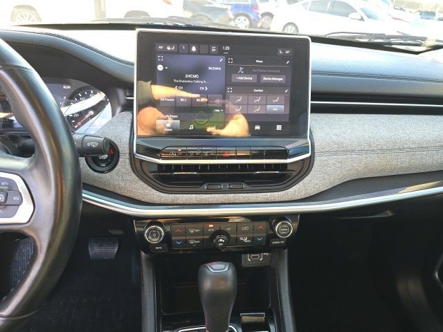 Used 2022 Jeep Compass Latitude w/ Convenience Group image 19