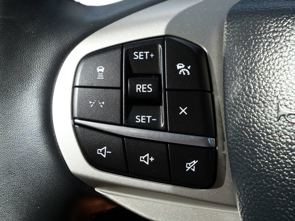 Certified 2025 Ford Explorer Active w/ Active Comfort Package AWD/4WD image 26
