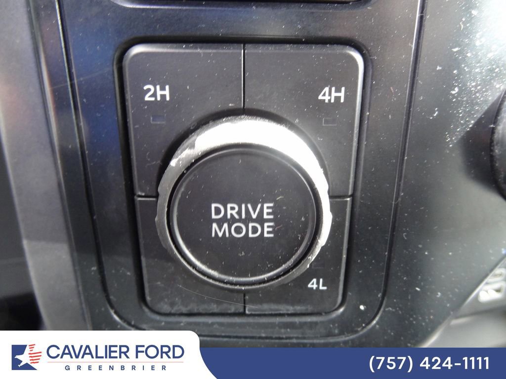 Certified 2025 Ford F150 XLT w/ Equipment Group 301A Standard image 11