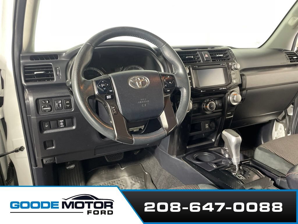Used 2019 Toyota 4Runner TRD Off-Road AWD/4WD image 8