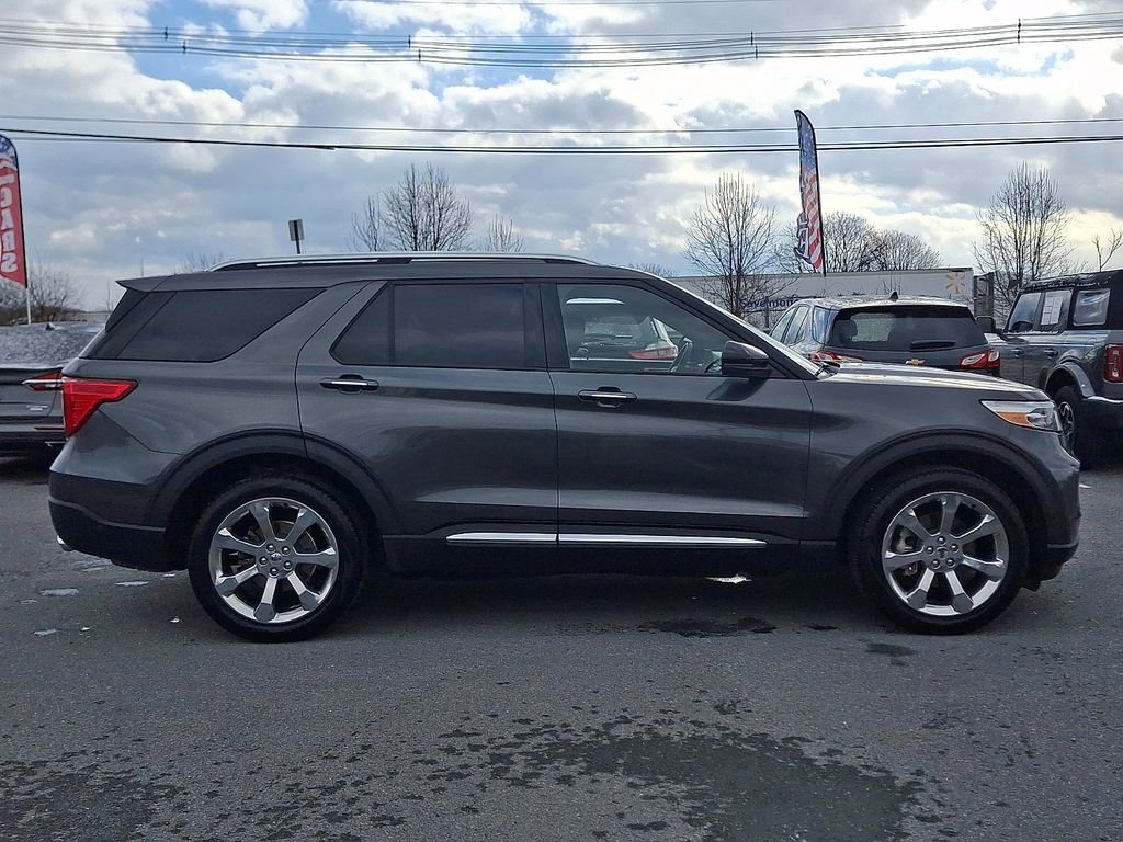 Certified 2020 Ford Explorer Platinum w/ Premium Technology Package image 5
