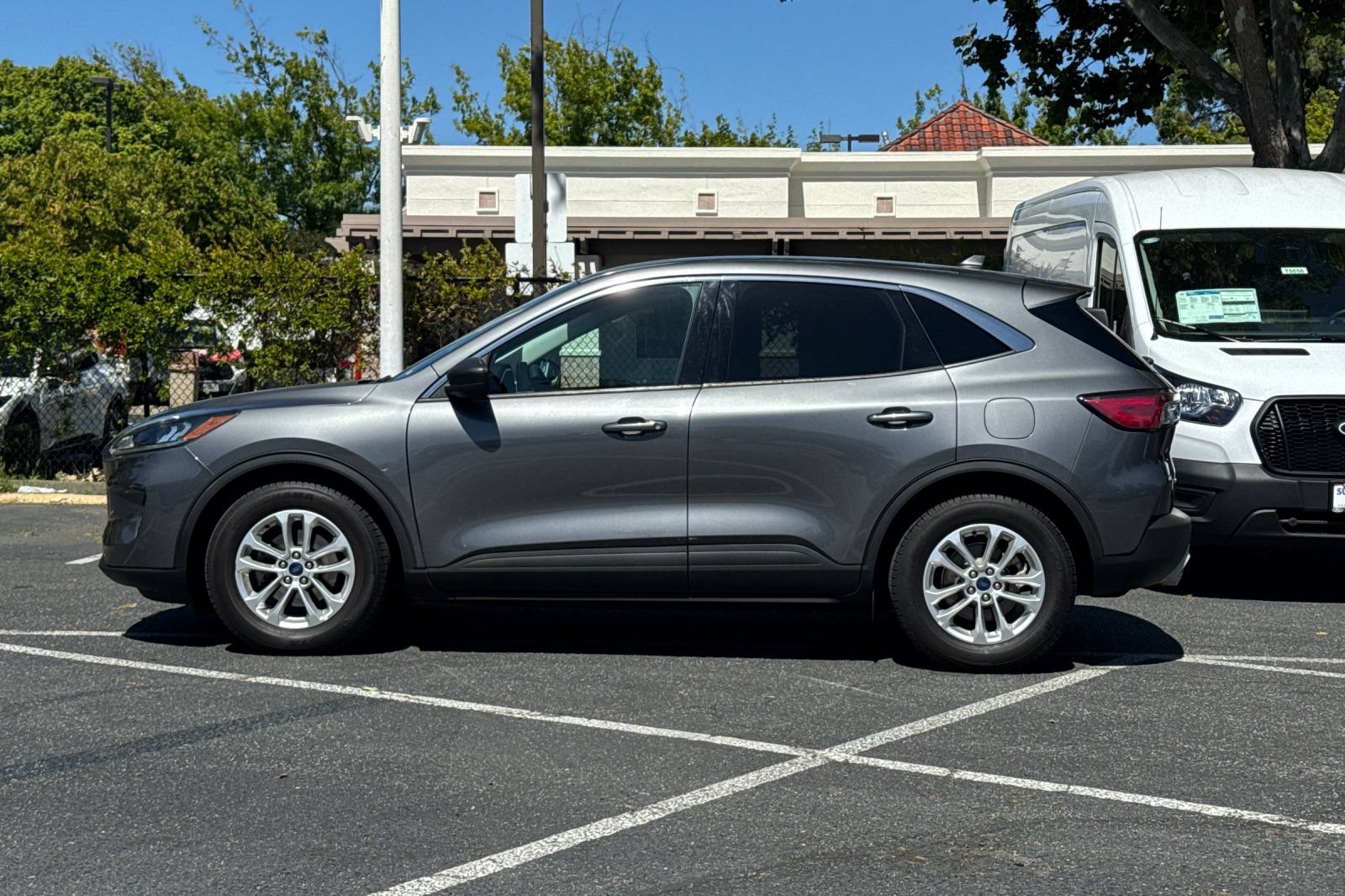 Certified 2022 Ford Escape SE FWD image 8