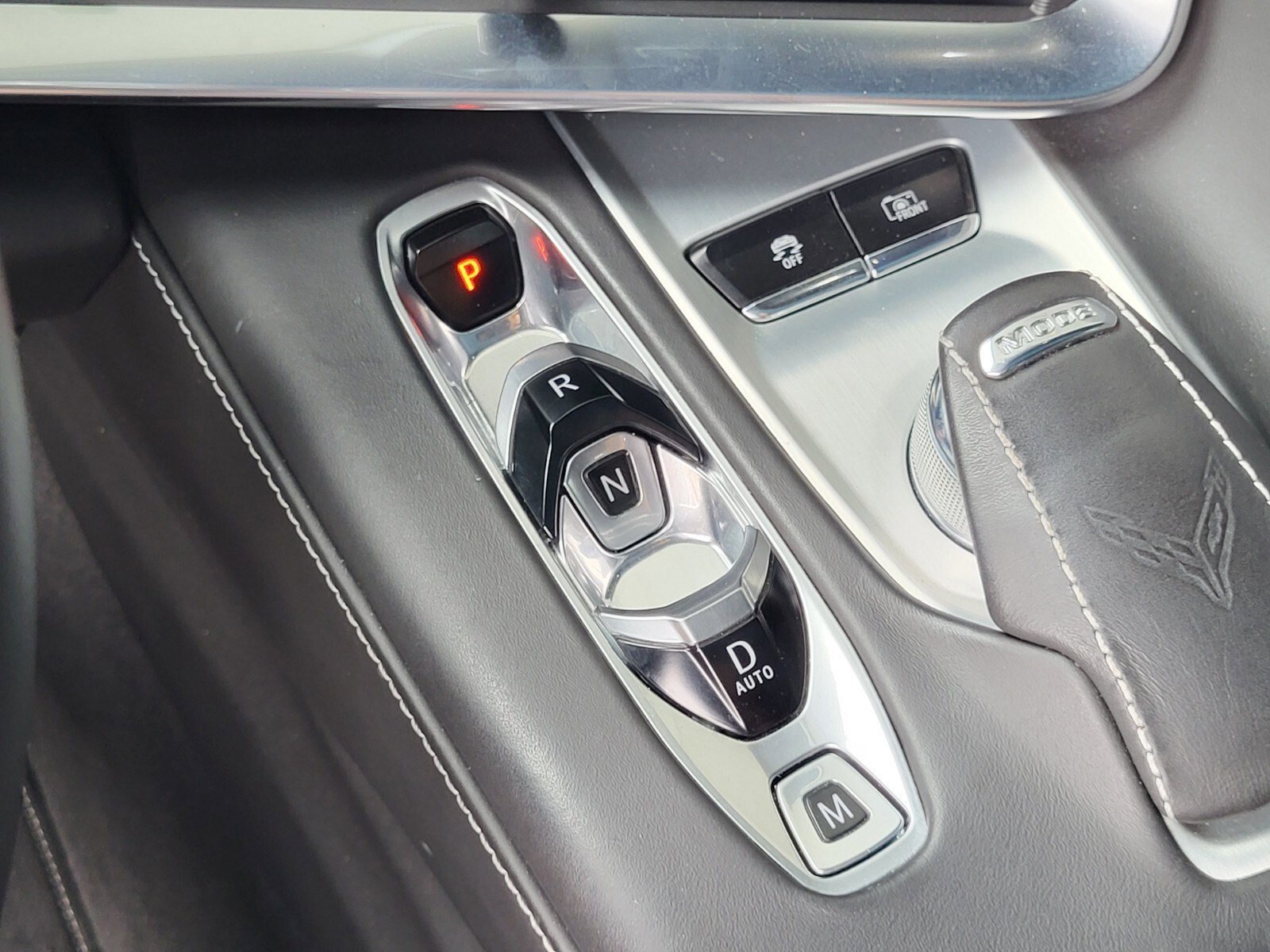 Used 2021 Chevrolet Corvette Stingray Premium Cpe w/ Z51 Performance Package image 19