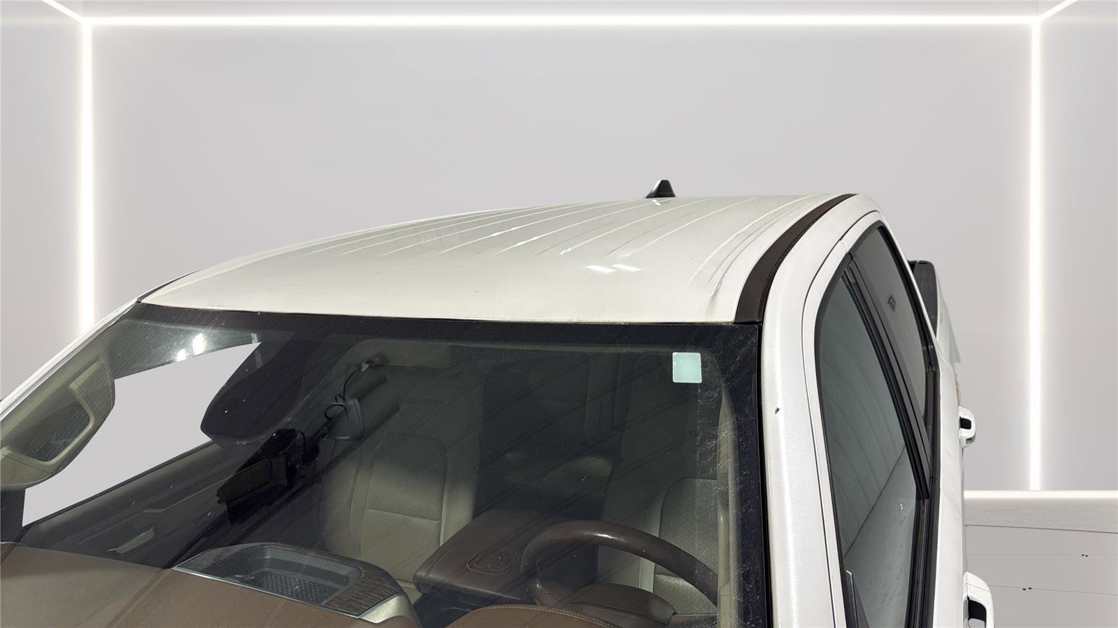Used 2019 RAM 1500 Laramie AWD/4WD image 31