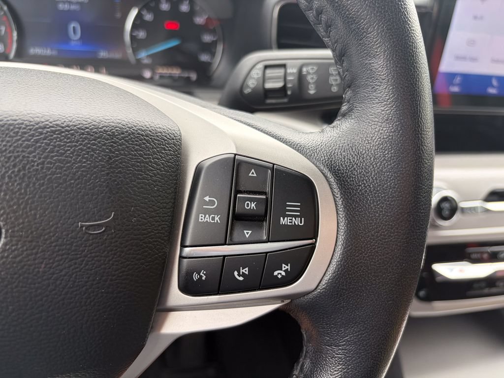 Certified 2023 Ford Explorer XLT w/ Equipment Group 202A AWD/4WD image 26