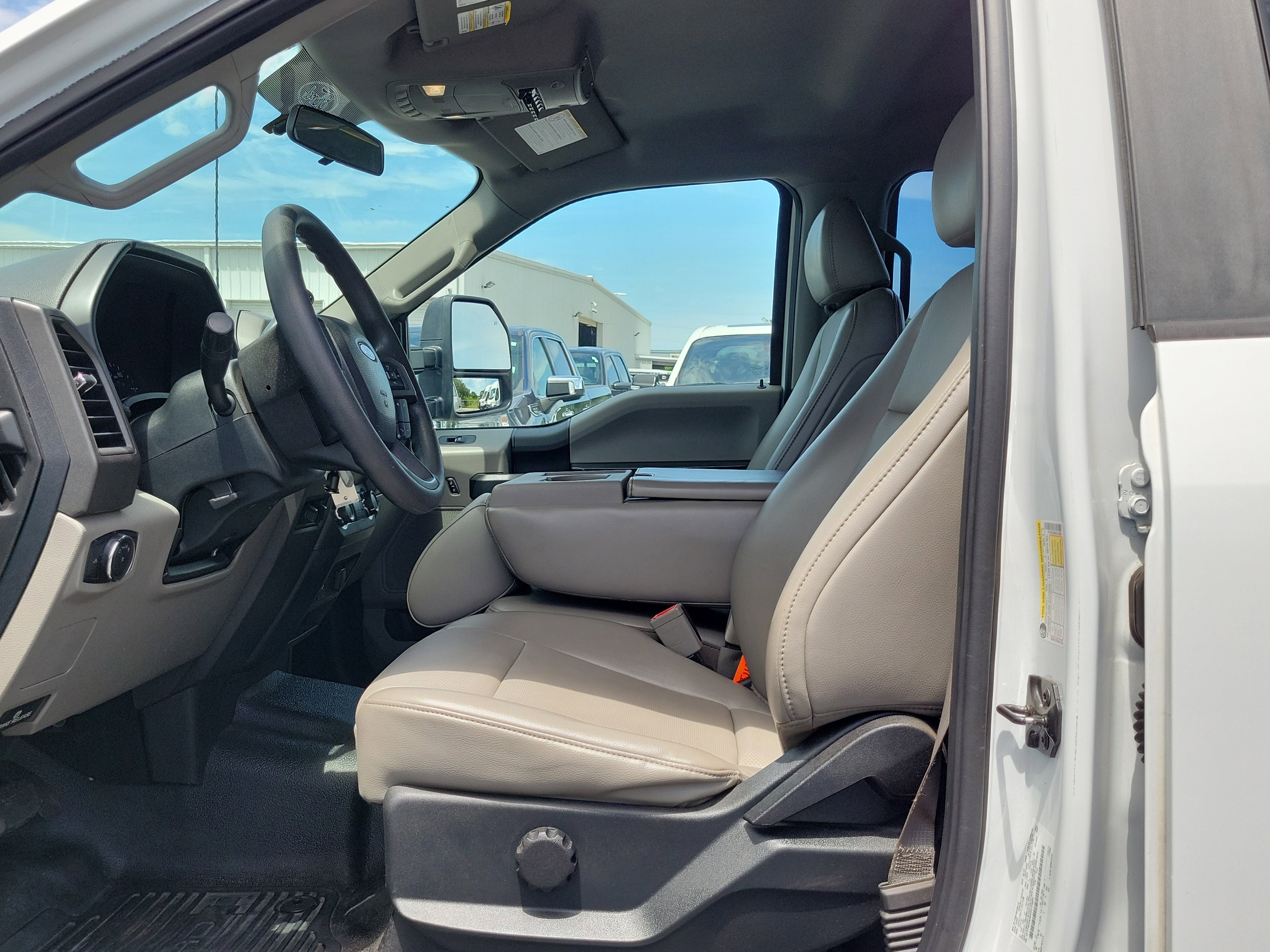 Certified 2019 Ford F250 XL w/ Power Equipment Group RWD image 19