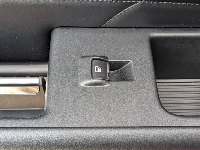 Certified 2018 Ford Expedition Platinum image 31