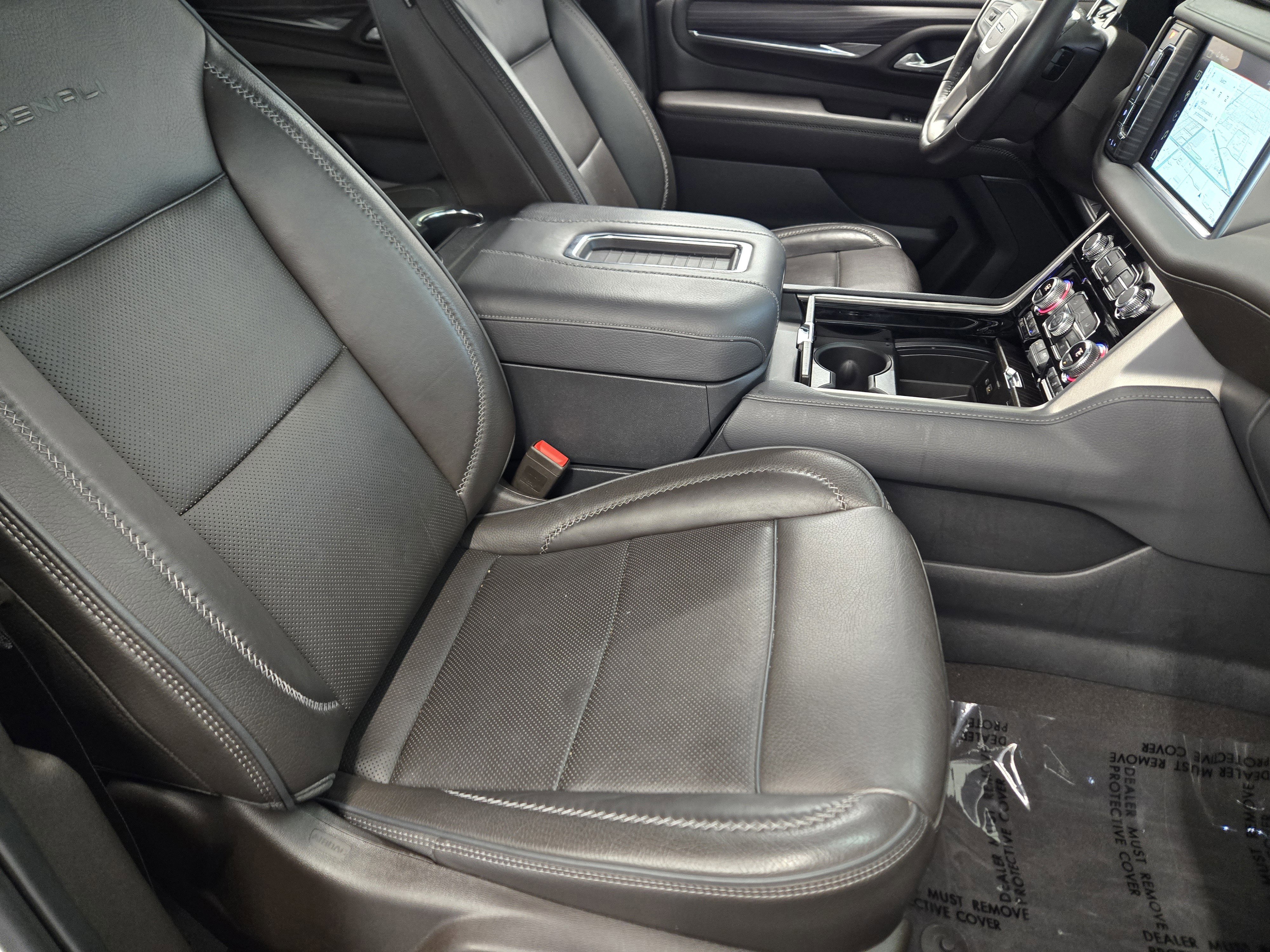 Used 2023 GMC Yukon XL Denali w/ Advanced Technology Package image 13