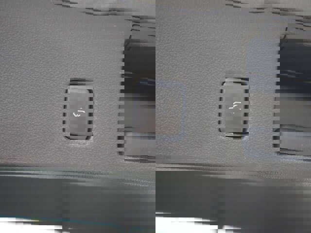 Certified 2022 Ford Escape SE w/ SE Sport Appearance Package image 24