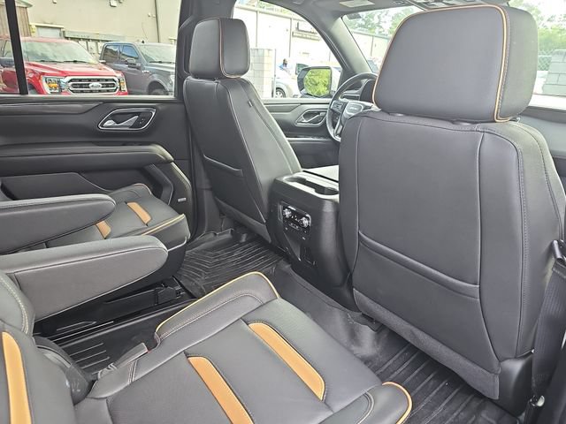 Used 2024 GMC Yukon AT4 w/ AT4 Premium Plus Package AWD/4WD image 11