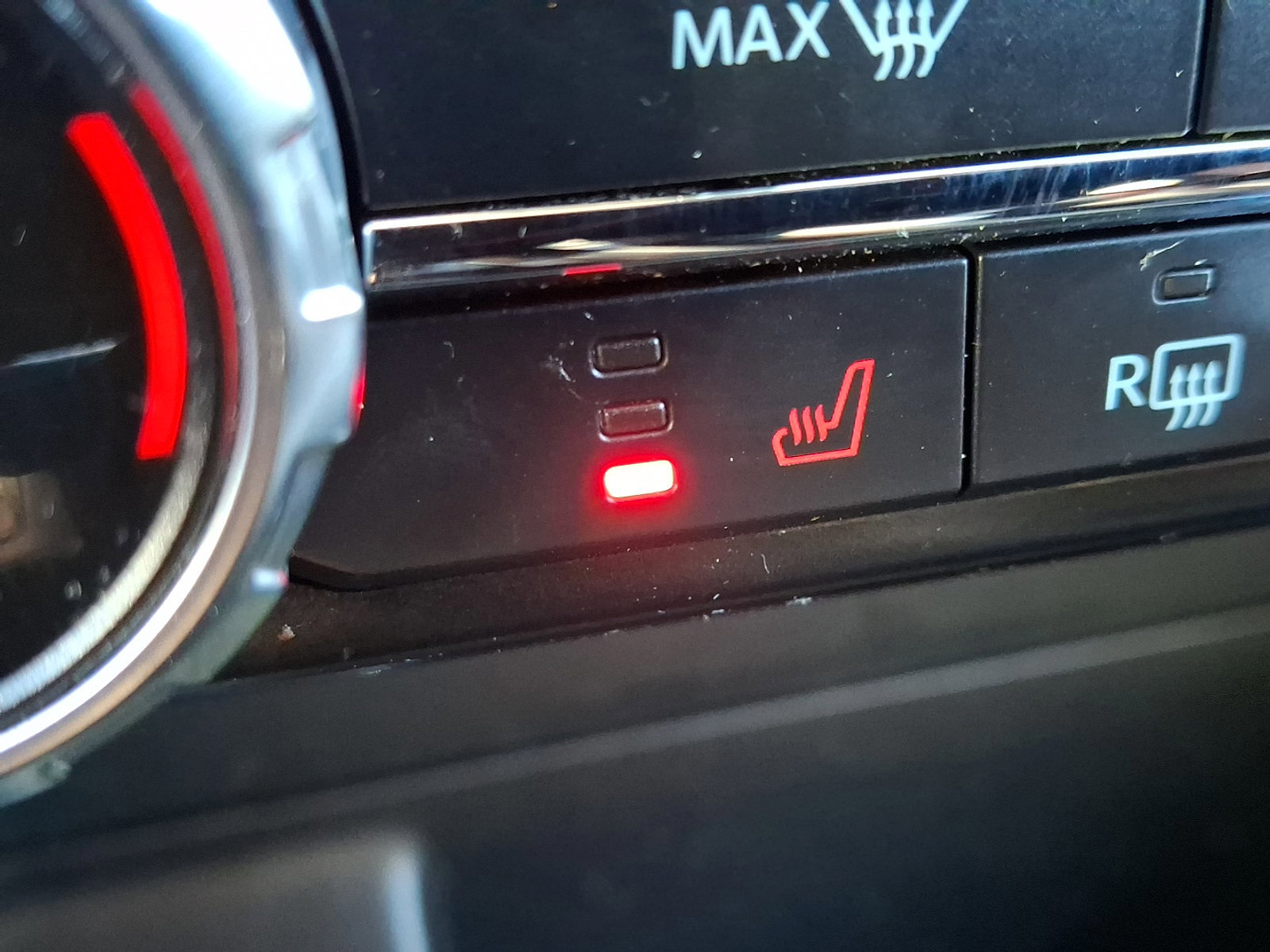 Certified 2022 Ford F150 XLT w/ Equipment Group 302A High image 23