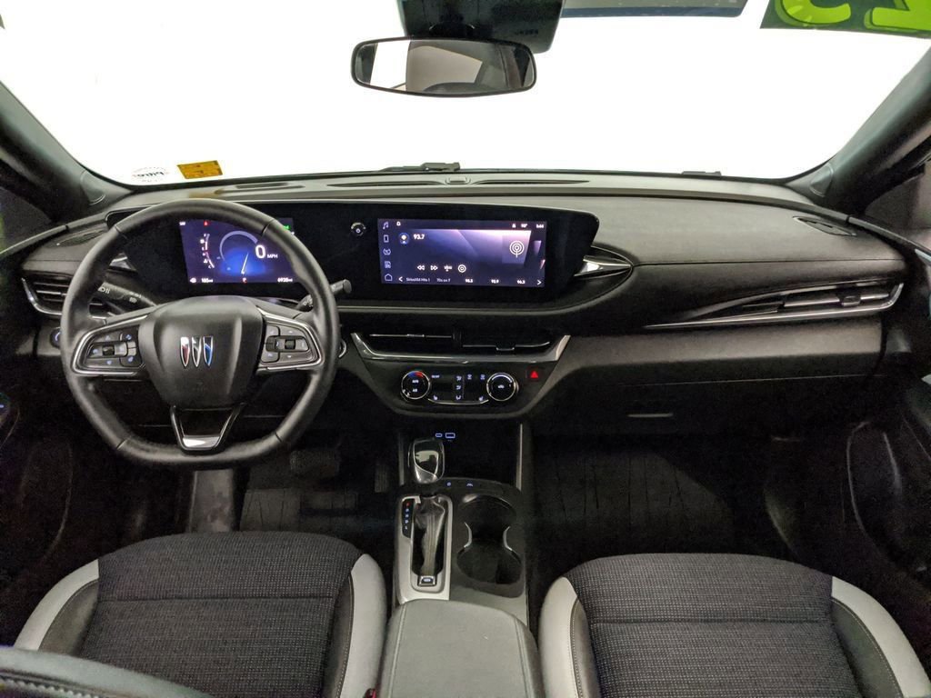 Used 2025 Buick Envista Preferred w/ Convenience I Package FWD image 7