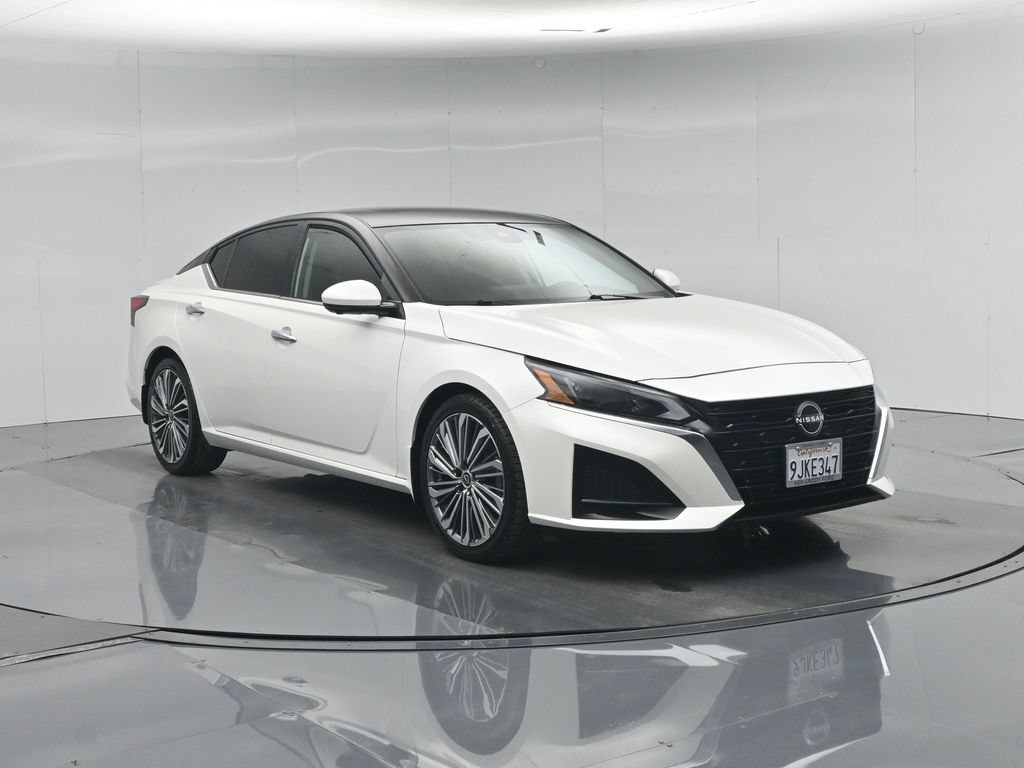 Used 2024 Nissan Altima 2.5 SL FWD image 61