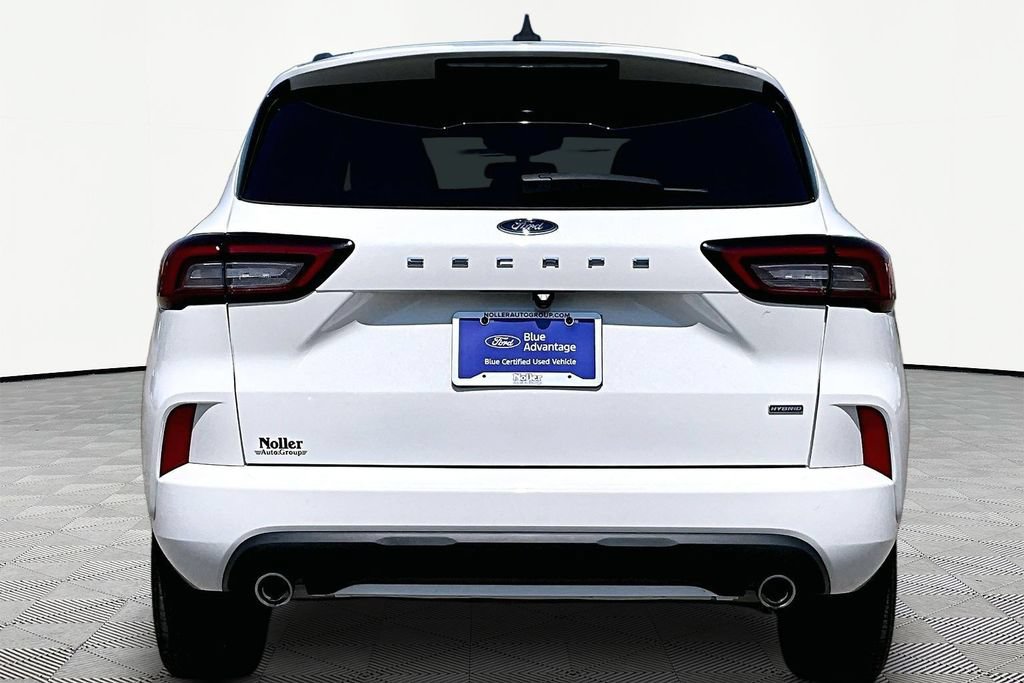 Certified 2024 Ford Escape ST-Line w/ Equipment Group 301A FWD image 4
