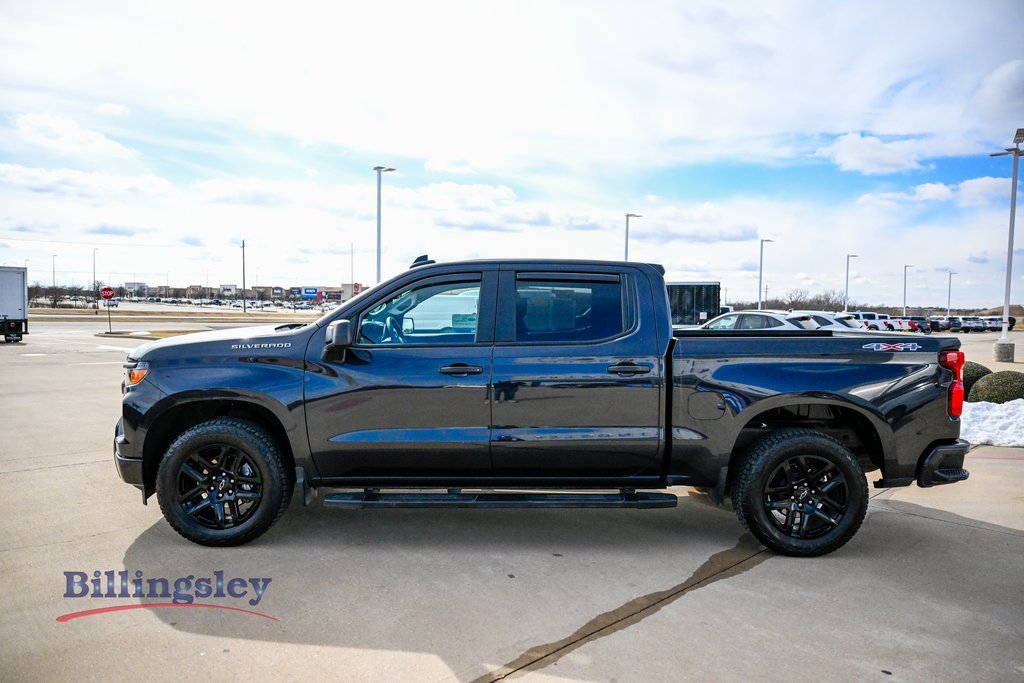 Used 2022 Chevrolet Silverado 1500 Custom image 4
