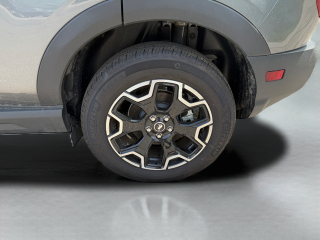 Certified 2025 Ford Bronco Sport Outer Banks w/ Outer Banks Tech Package+ AWD/4WD image 25