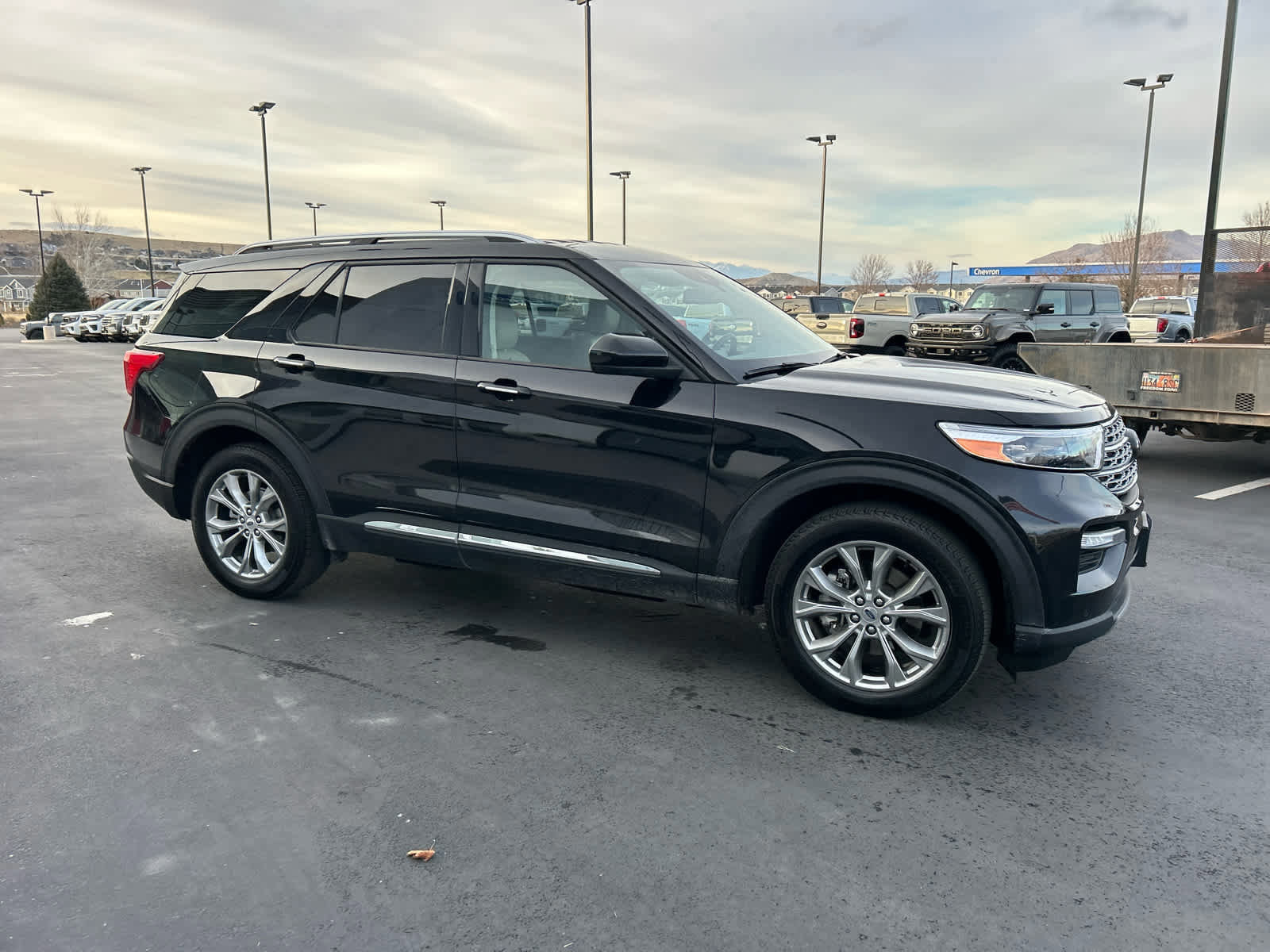 Certified 2024 Ford Explorer Limited image 12