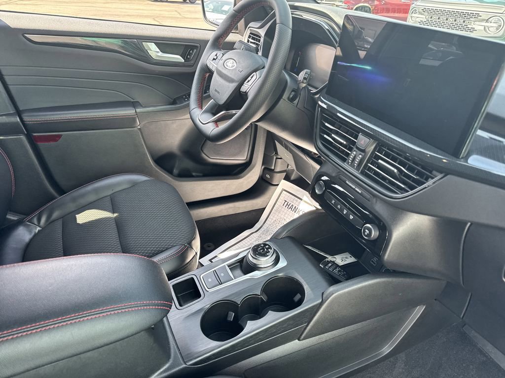 Certified 2023 Ford Escape ST-Line image 14