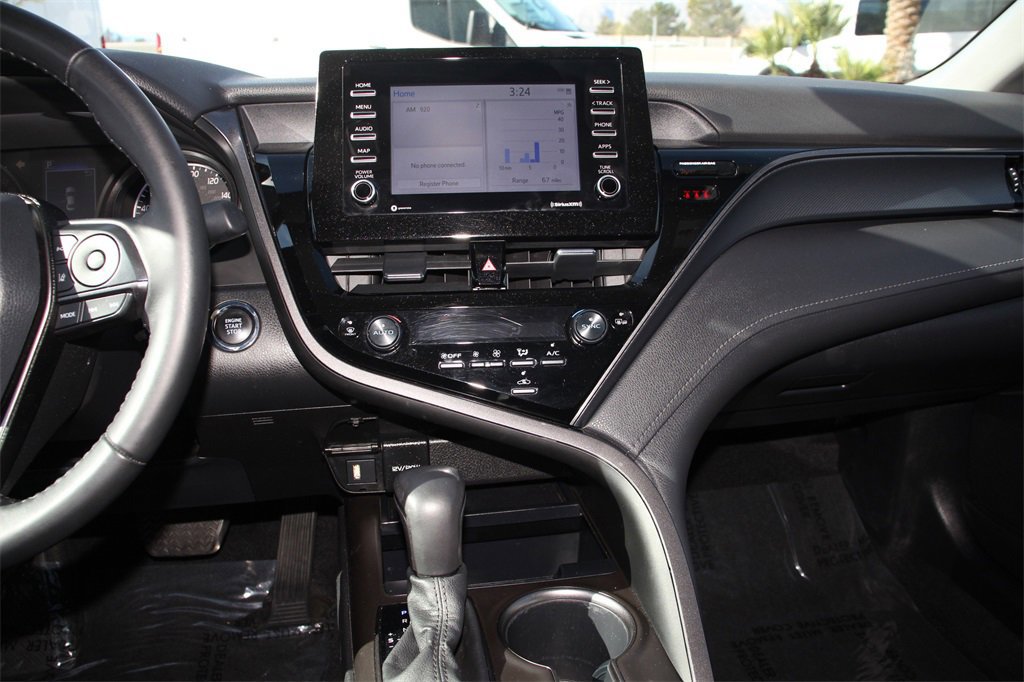 Used 2022 Toyota Camry SE w/ Convenience Package image 18